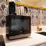 Studio lumineux et moderne proche du metro - 2P